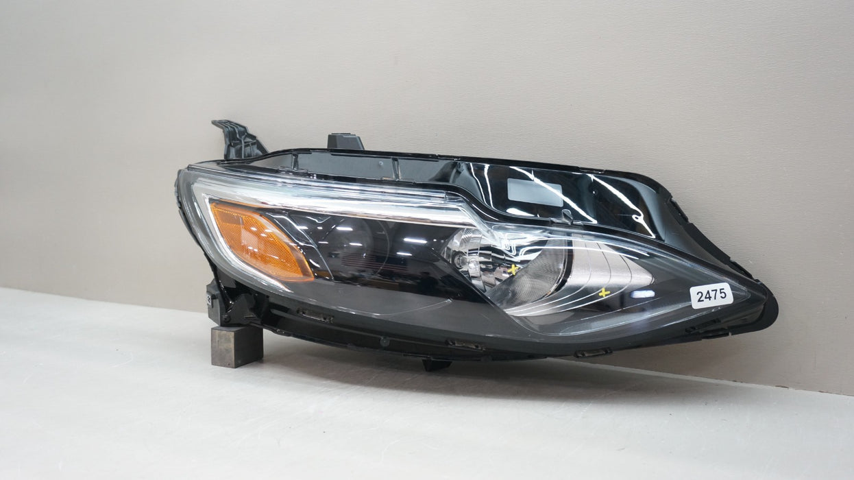 2019-2025 CHEVROLET MALIBU FRONT RIGHT SIDE HALOGEN HEADLIGHT OEM 84650572