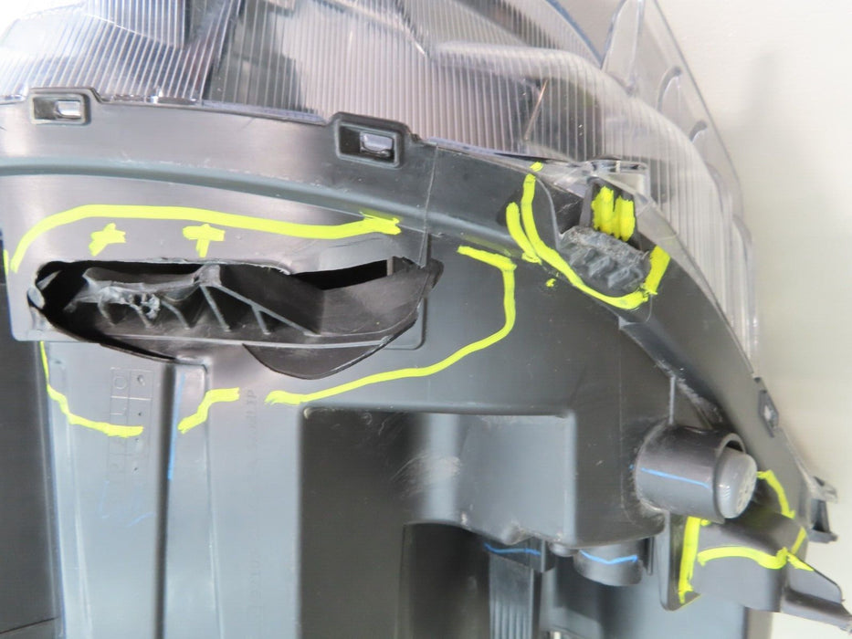 2019-2020 HYUNDAI SANTA FE FRONT LEFT SIDE HEADLIGHT LAMP LED OEM 92101-S21