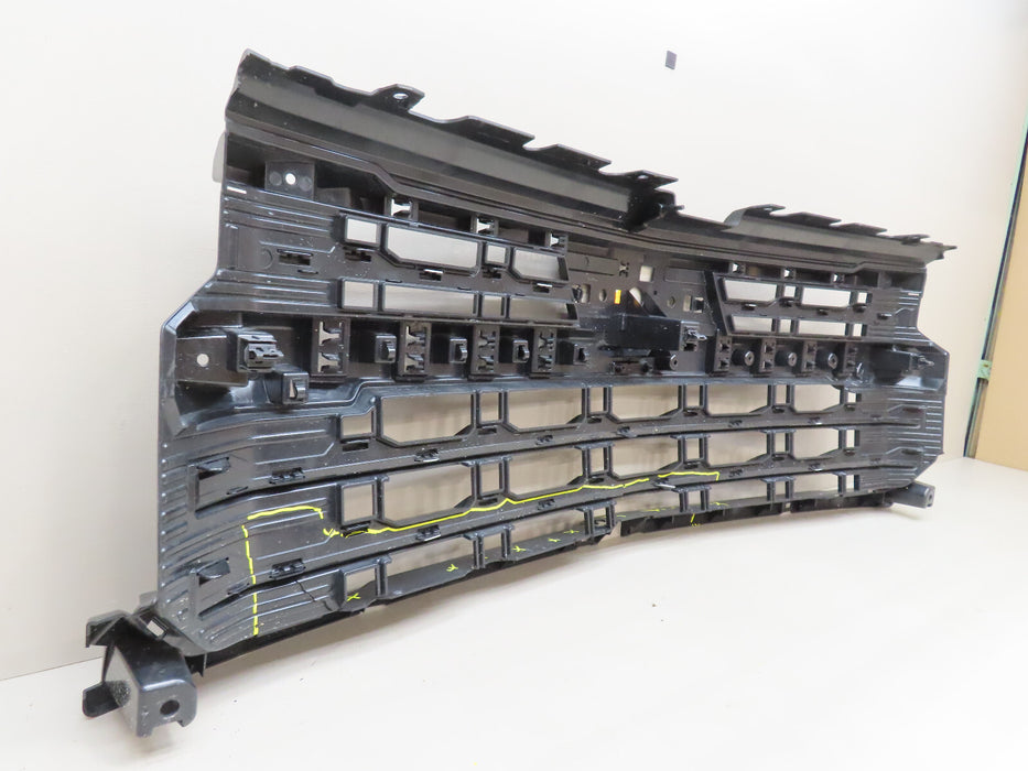 2022 2023 CHEVROLET SILVERADO 1500 FRONT RADIATOR GRILLE GRILL OEM 85104804