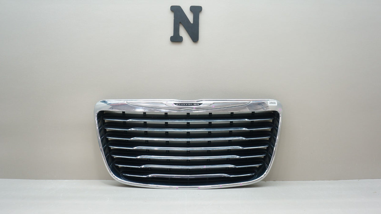 2011-2014 CHRYSLER 300 300C FRONT BUMPER RADIATOR CHROME GRILLE OEM