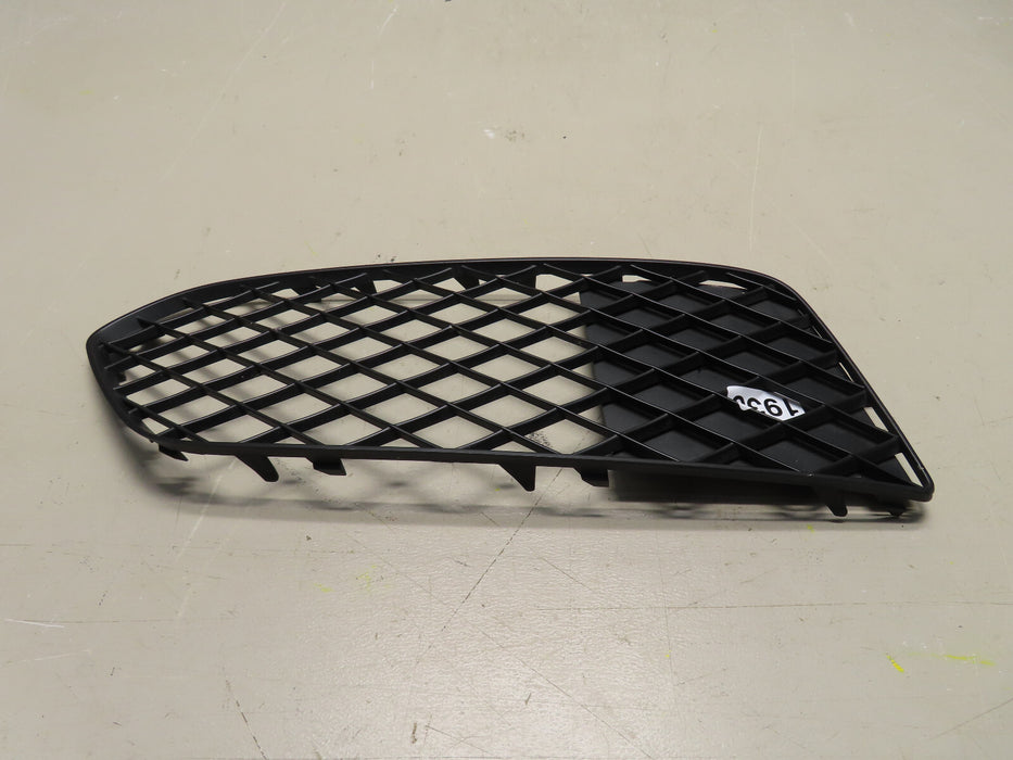 2017-2020 BENTLEY BENTAYGA FRONT LEFT DRIVER SIDE BUMPER GRILLE OEM