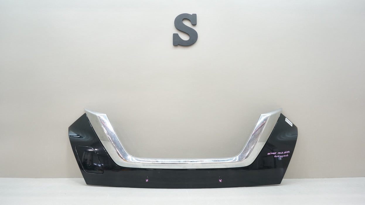 2020-2022 NISSAN VERSA FRONT BUMPER RADIATOR GRILLE MOLDING OEM 620705EE0A