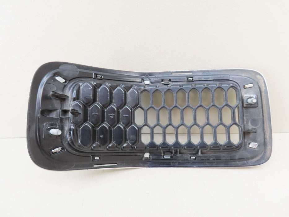 2014-2018 JEEP CHEROKEE FRONT RADIATOR GRILL GRILLE INSERT #4 OEM