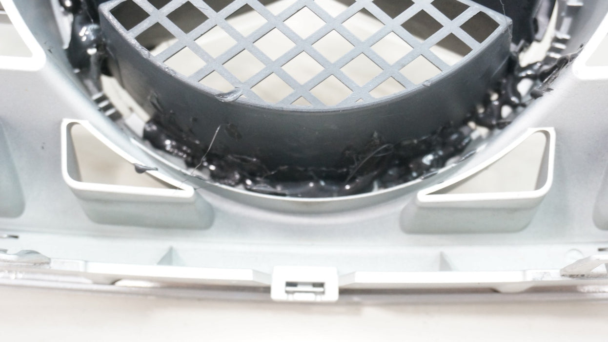 2009-2011 MERCEDES-BENZ ML350 ML550 ML550 FRONT BUMPER GRILLE OEM A1648880923