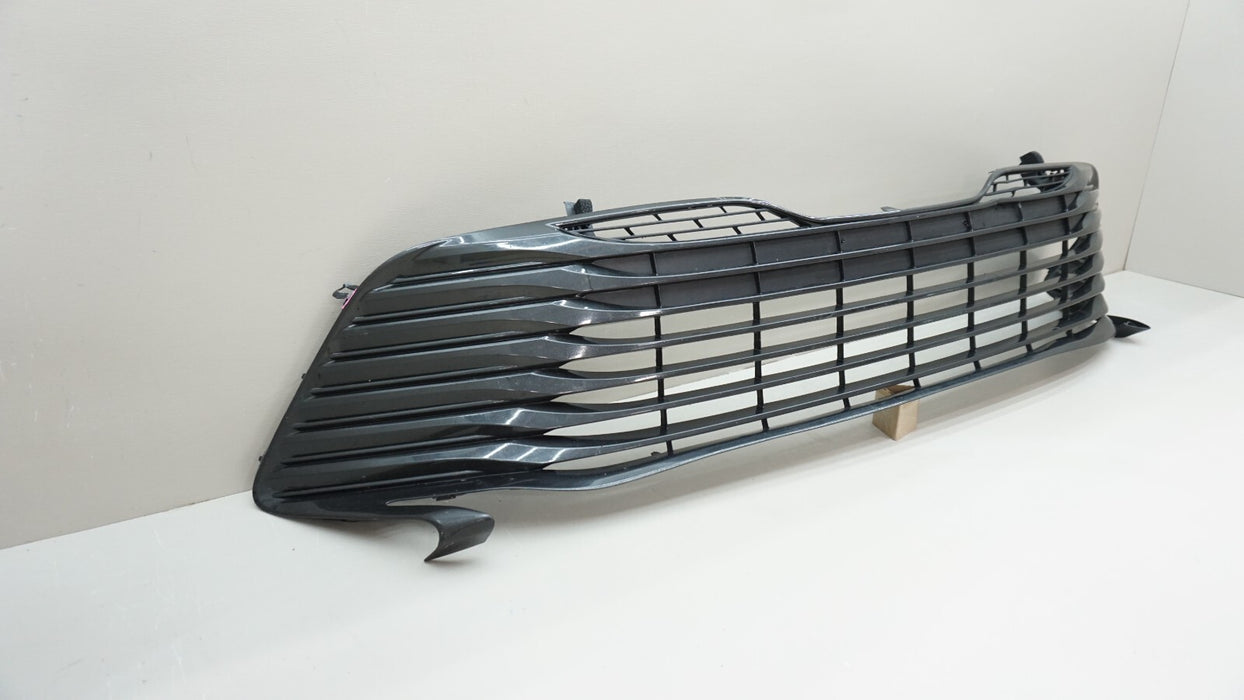 2018-2020 TOYOTA CAMRY FRONT LOWER RADIATOR GRILLE 53113-06010 OEM 18 19 20