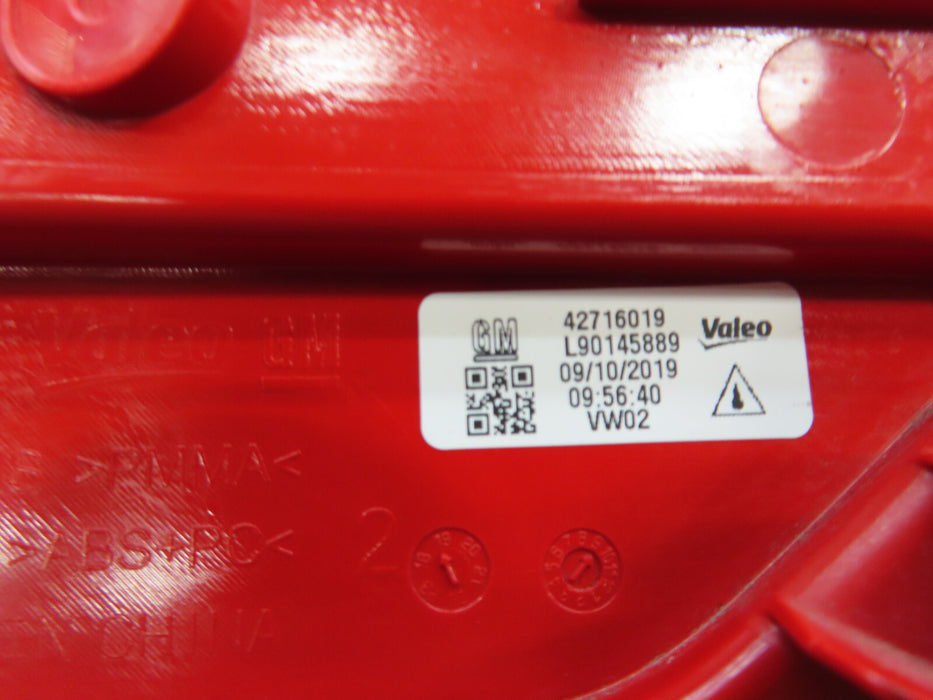 2020-2022 BUICK ENCORE REAR RIGHT PASSENGER BACKUP TAIL LIGHT OEM 42716019