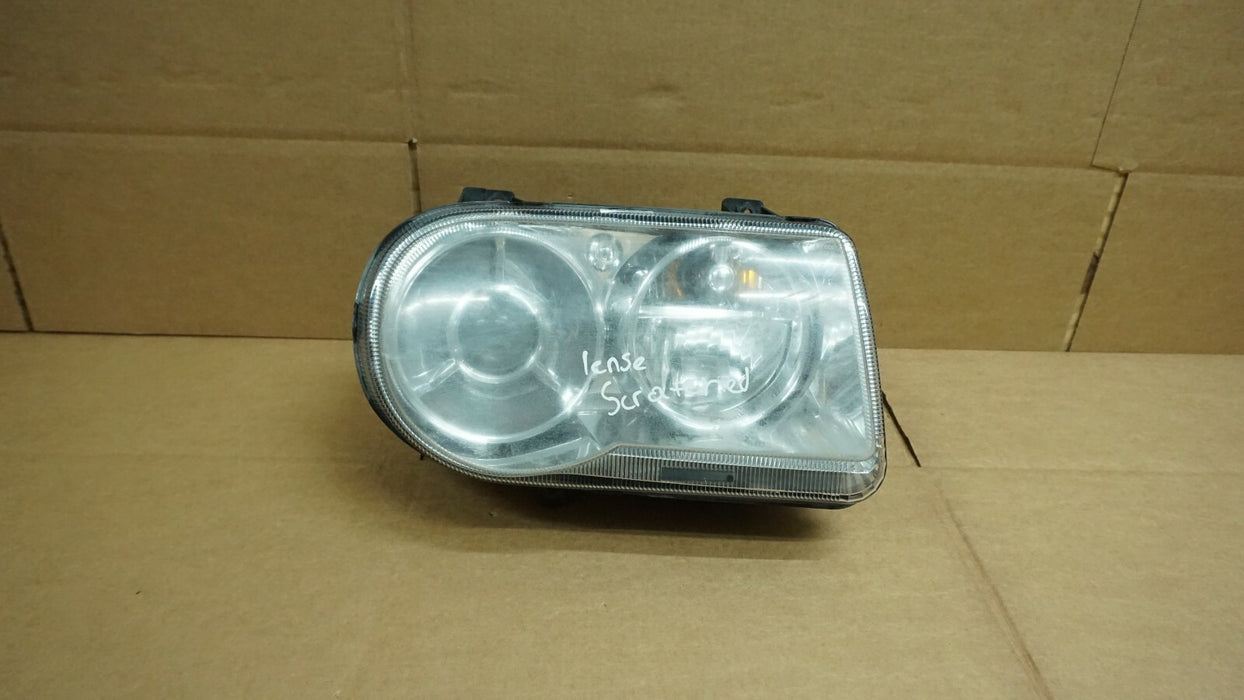 2005-2007 CHRYSLER 300 FRONT RIGHT PASSENGER SIDE HEADLIGHT HEADLAMP OEM