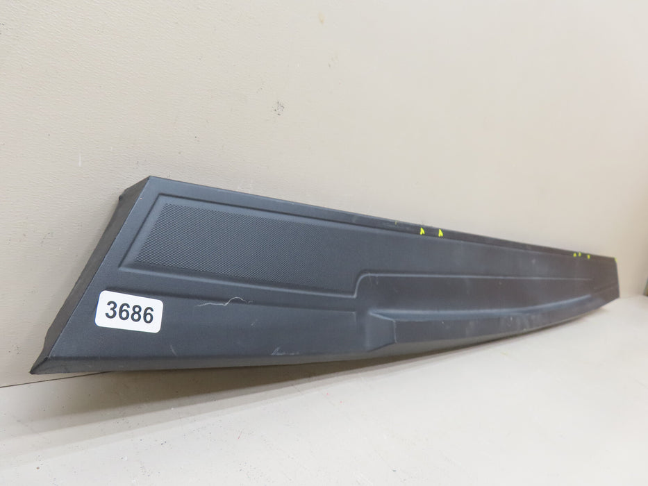 2019 2020 CHEVROLET GMC SILVERADO-SIERRA 1500 REAR UPPER TAILGATE MOLDING OEM