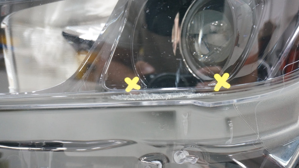 2018-2024 NISSAN LEAF FRONT LEFT SIDE HALOGEN / LED HEADLIGHT OEM260605SA