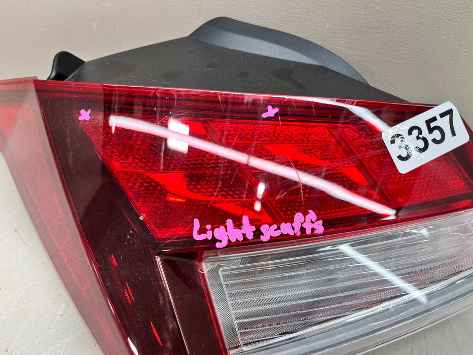 2021-2026 HYUNDAI ELANTRA LH LEFT OUTER TAIL LIGHT OEM 92401-AA020