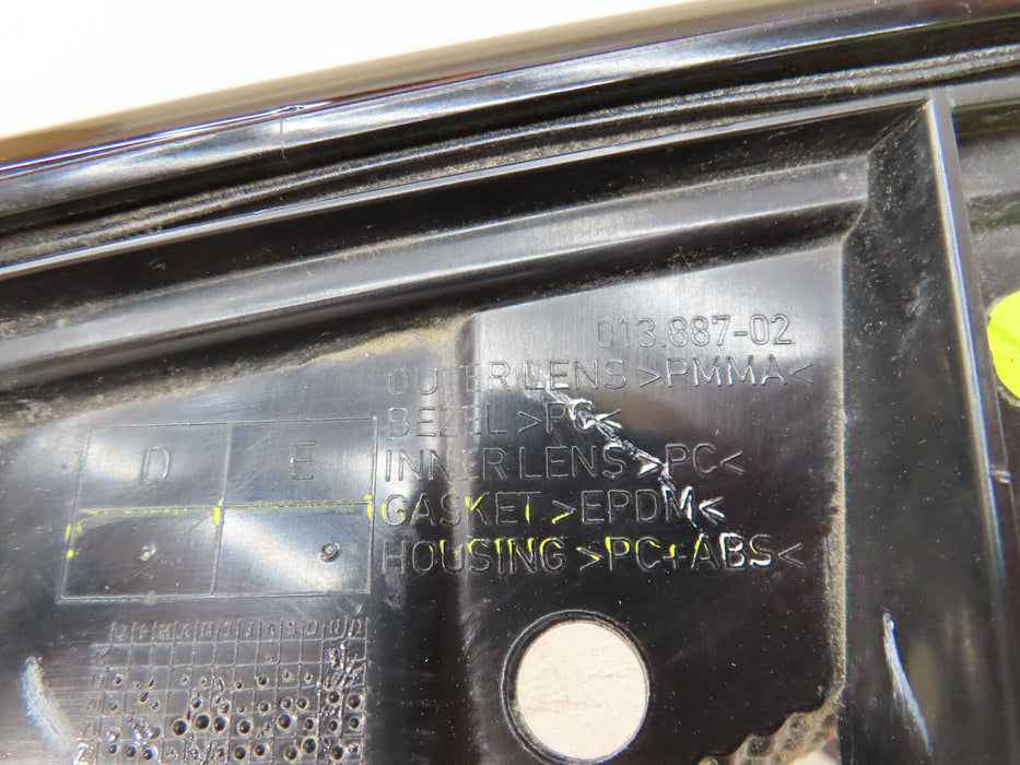 2020-2022 NISSAN SENTRA REAR RIGHT PASSENGER INNER TAIL LIGHT HALOGEN OEM