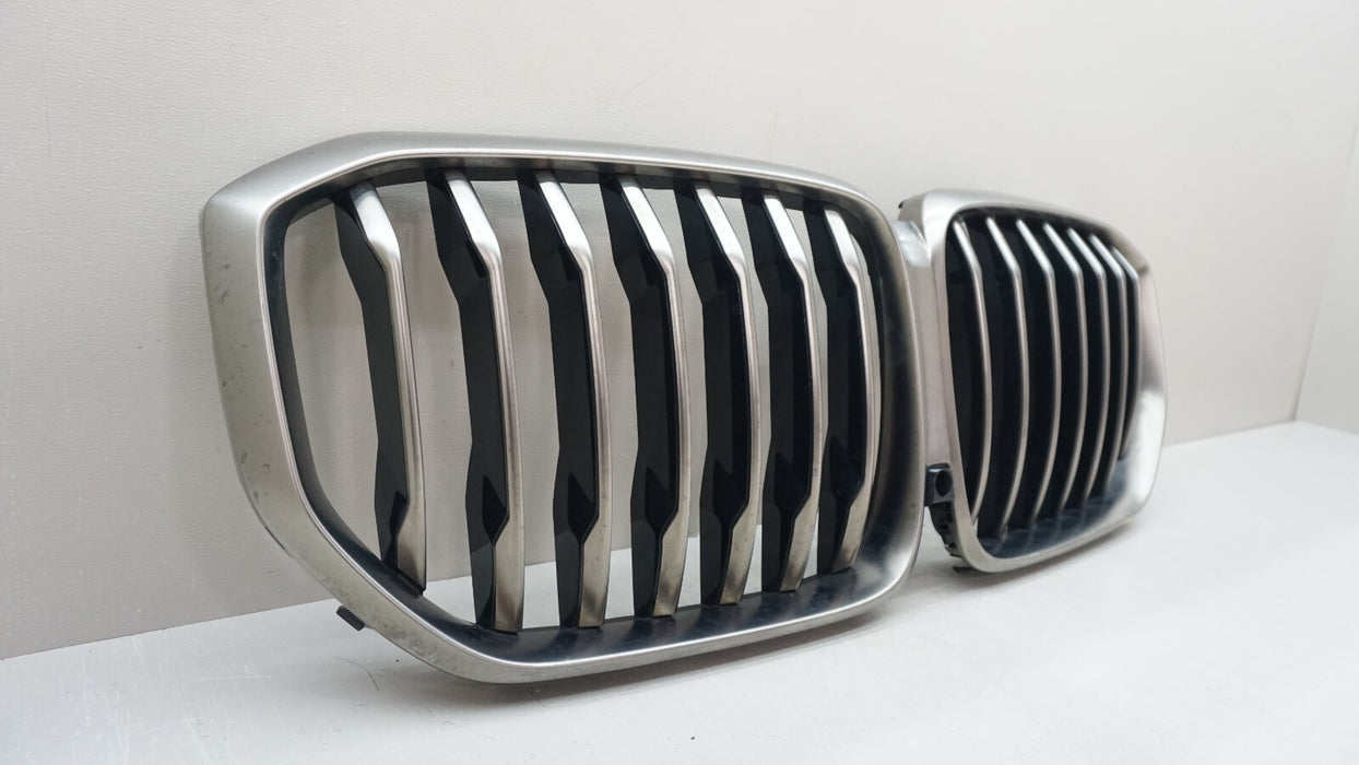 2019-2023 BMW X5 G05 FRONT RADIATOR GRILLE GRILL 7454887 OEM 19 20 21 22 23