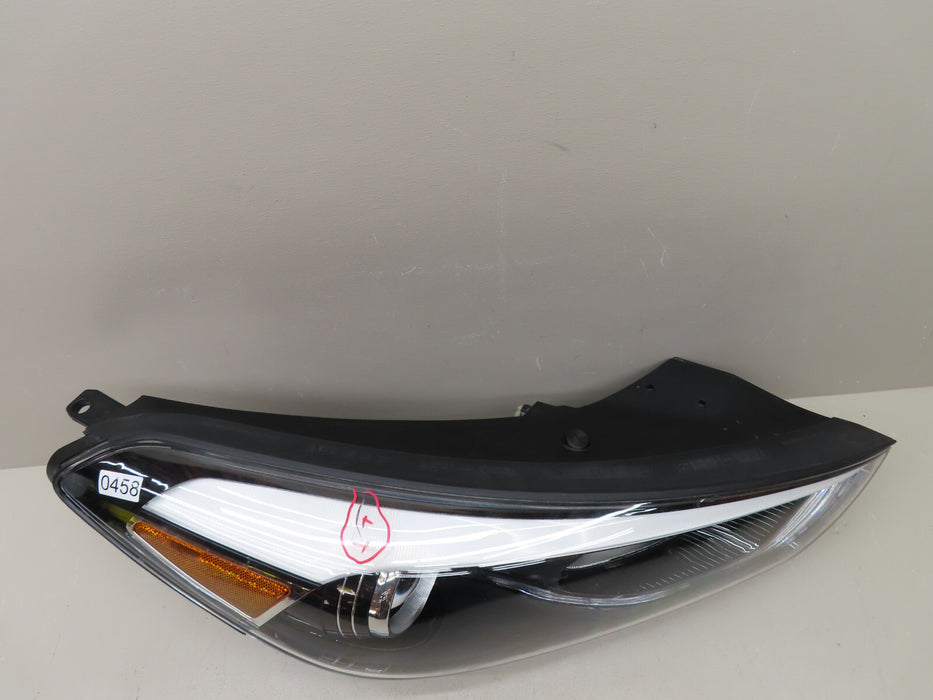 2016 2017 2018 Hyundai Tucson Headlight Right RH Passenger OEM Halogen Headlamp