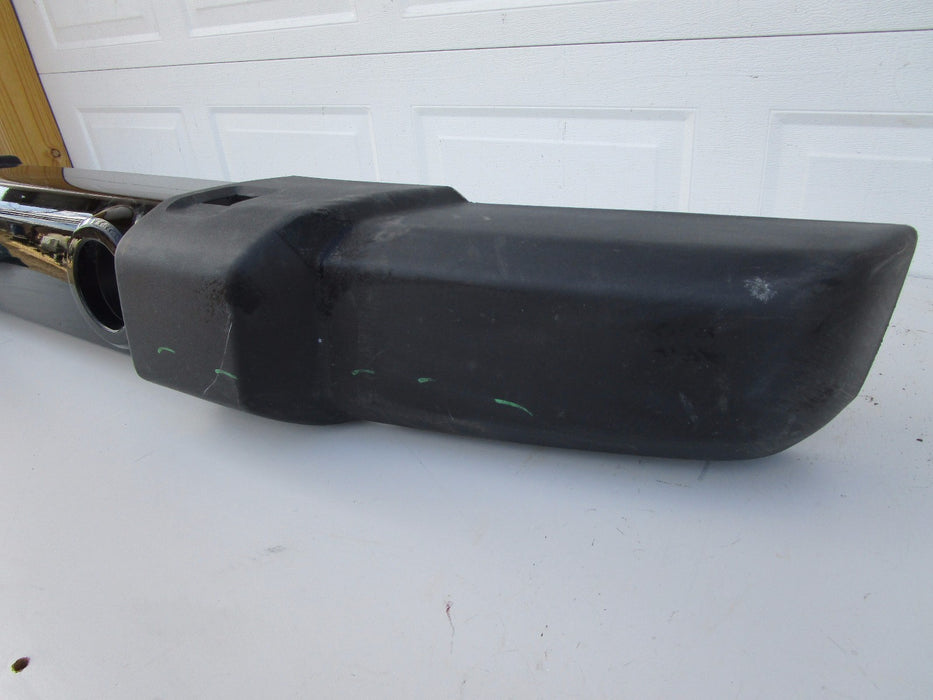 07 08 09 10 11 12 13 14 JEEP WRANGLER FRONT BUMPER COVER OEM
