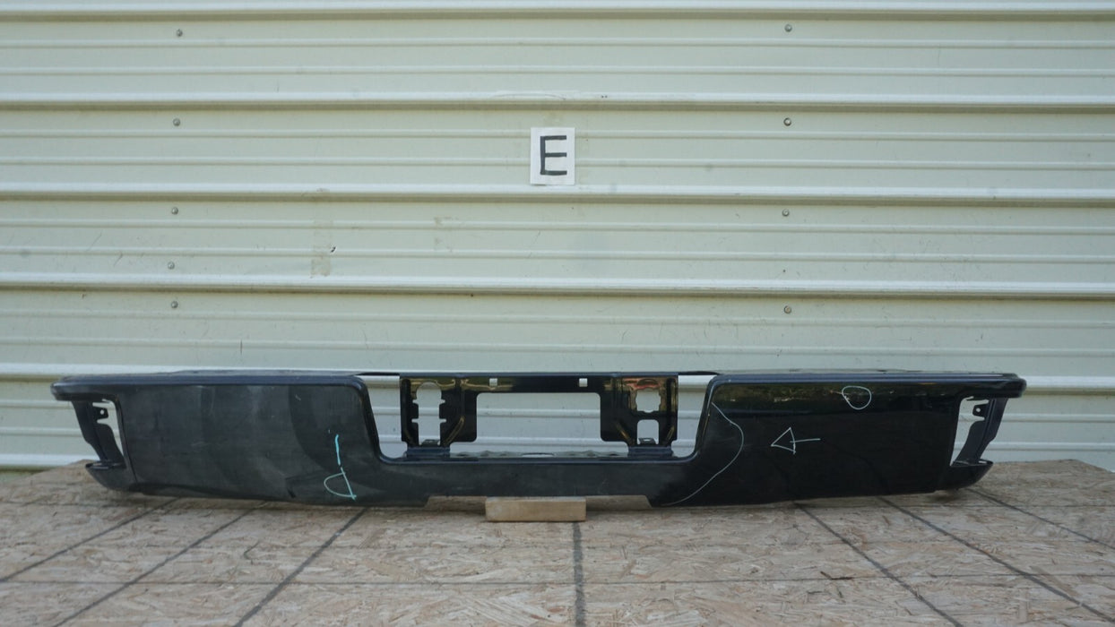 2014-2018 CHEVROLET SILVERADO REAR BUMPER PLASTIC COVER PANEL FACTORY OEM