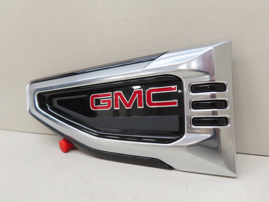 GMC FRONT LEFT DRIVER SIDE FENDER VENT OEM