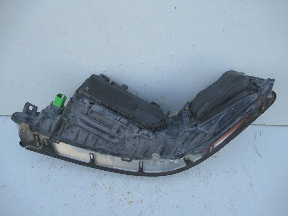 05 06 07 08 09 10 11 LINCOLN TOWN CAR RIGHT HEADLIGHT LAMP OEM