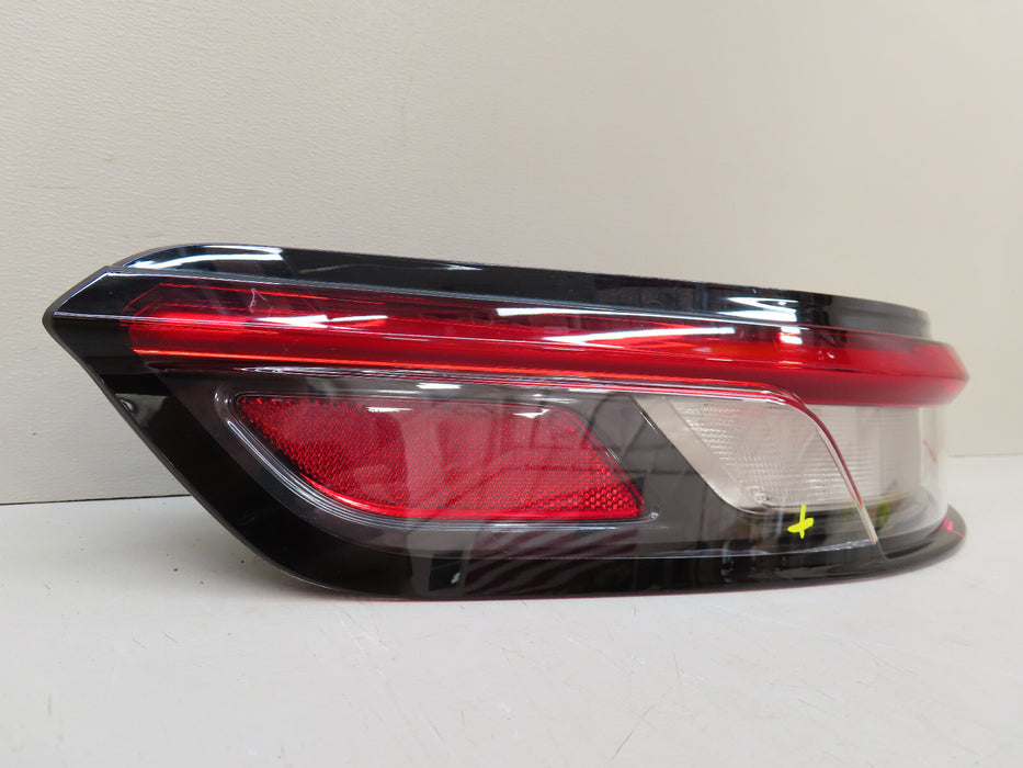 2022-2024 JEEP GRAND CHEROKEE REAR LEFT DRIVER SIDE TAIL LIGHT OEM