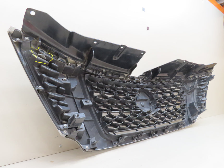 2017-2021 NISSAN ARMADA FRONT RADIATOR GRILLE GRILL OEM 62310-5ZW0A
