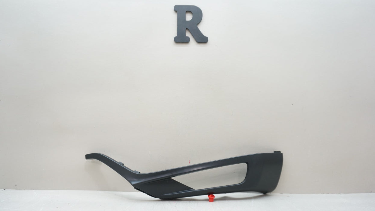 2016-2019 VOLVO XC90 FRONT LEFT LOWER BUMPER TRIM MOLDING OEM 39829880