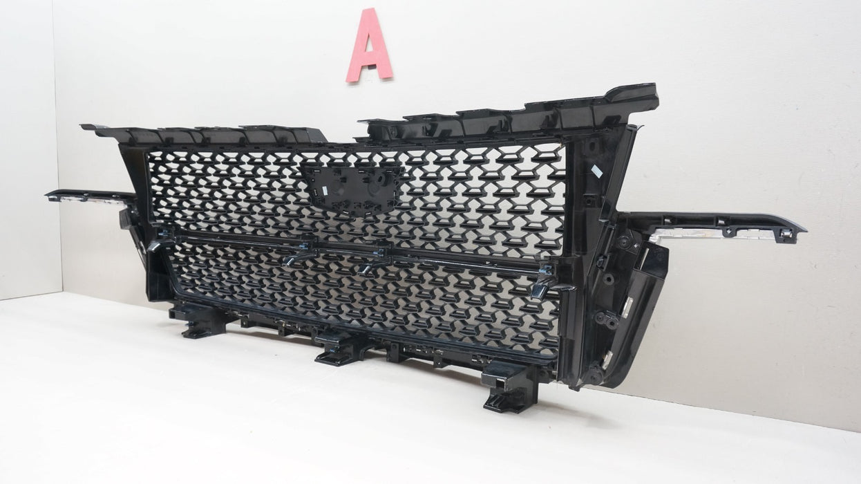 2021-2024 CADILLAC ESCALADE FRONT BUMPER RADIATOR GRILLE OEM 84830289