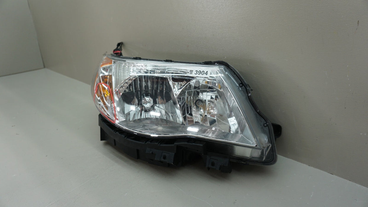 2009-2013 SUBARU FORESTER FRONT RIGHT PASSENGER SIDE HEADLIGHT OEM