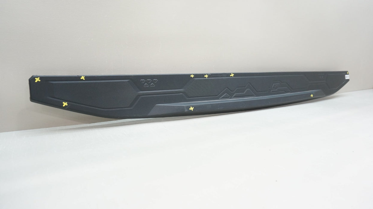 2023-2026 CHEVROLET COLORADO REAR TAILGATE CAP MOLDING OEM 84777541