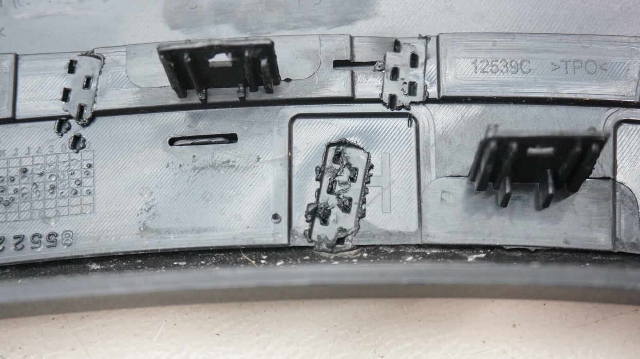 2019-2023 GMC SIERRA 1500 FRONT LEFT SIDE FENDER FLARE OEM 962772104 (R.T)