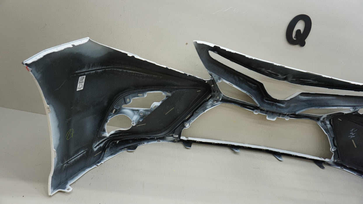 2018-2020 TOYOTA CAMRY SE/XSE/HYBRID SE FRONT BUMPER COVER OEM 5211906E20