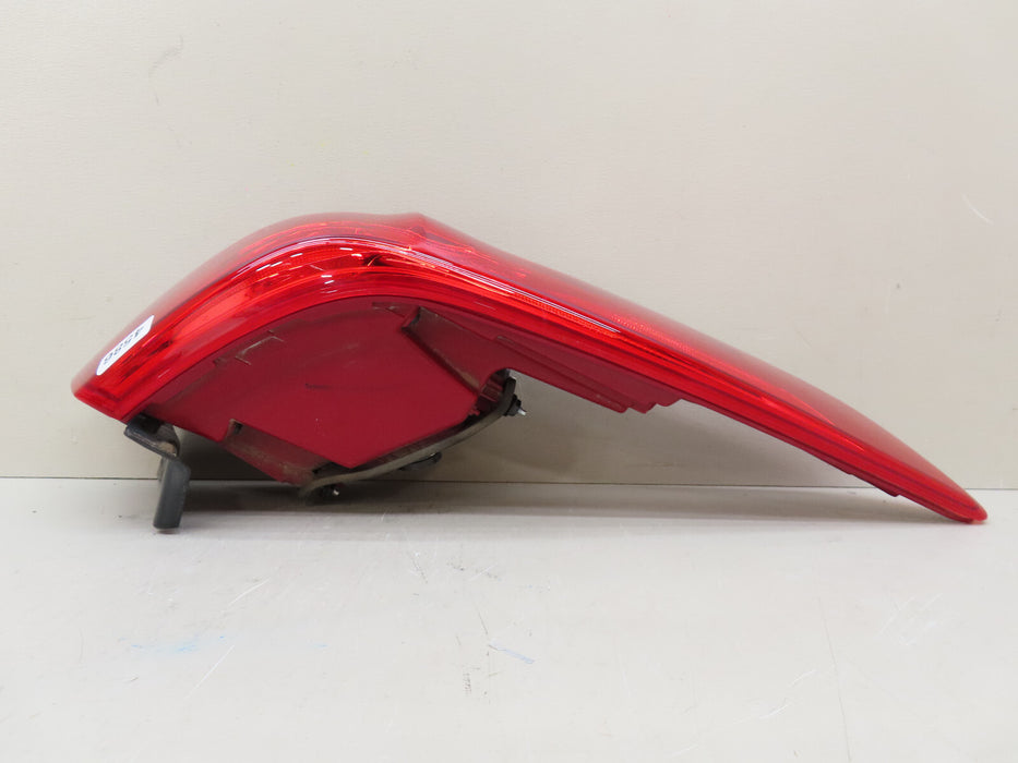 2016-2020 KIA OPTIMA REAR LEFT DRIVER SIDE OUTER TAIL LIGHT OEM 92401-D4