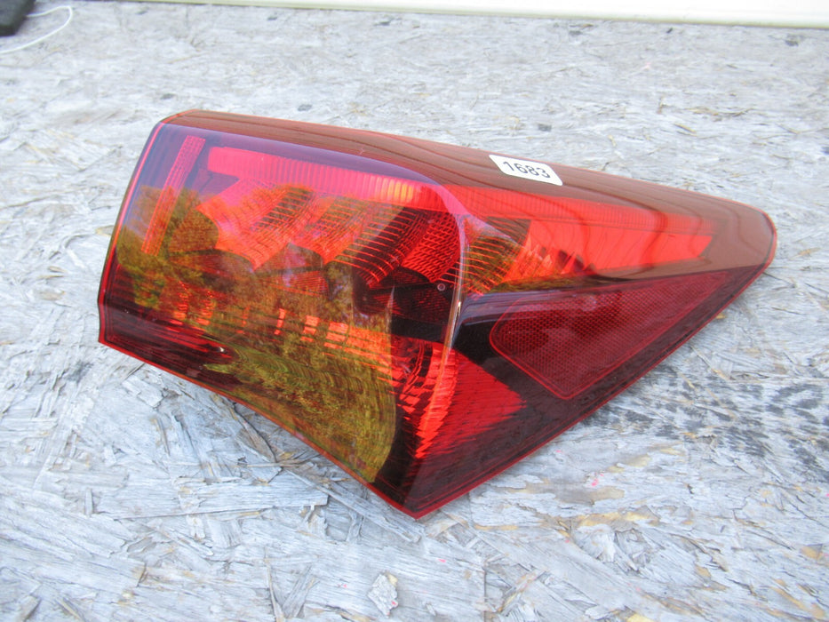 2015-2016 ACURA TLX REAR RIGHT PASSENGER SIDE TAIL LIGHT STOP BRAKE LAMP OEM