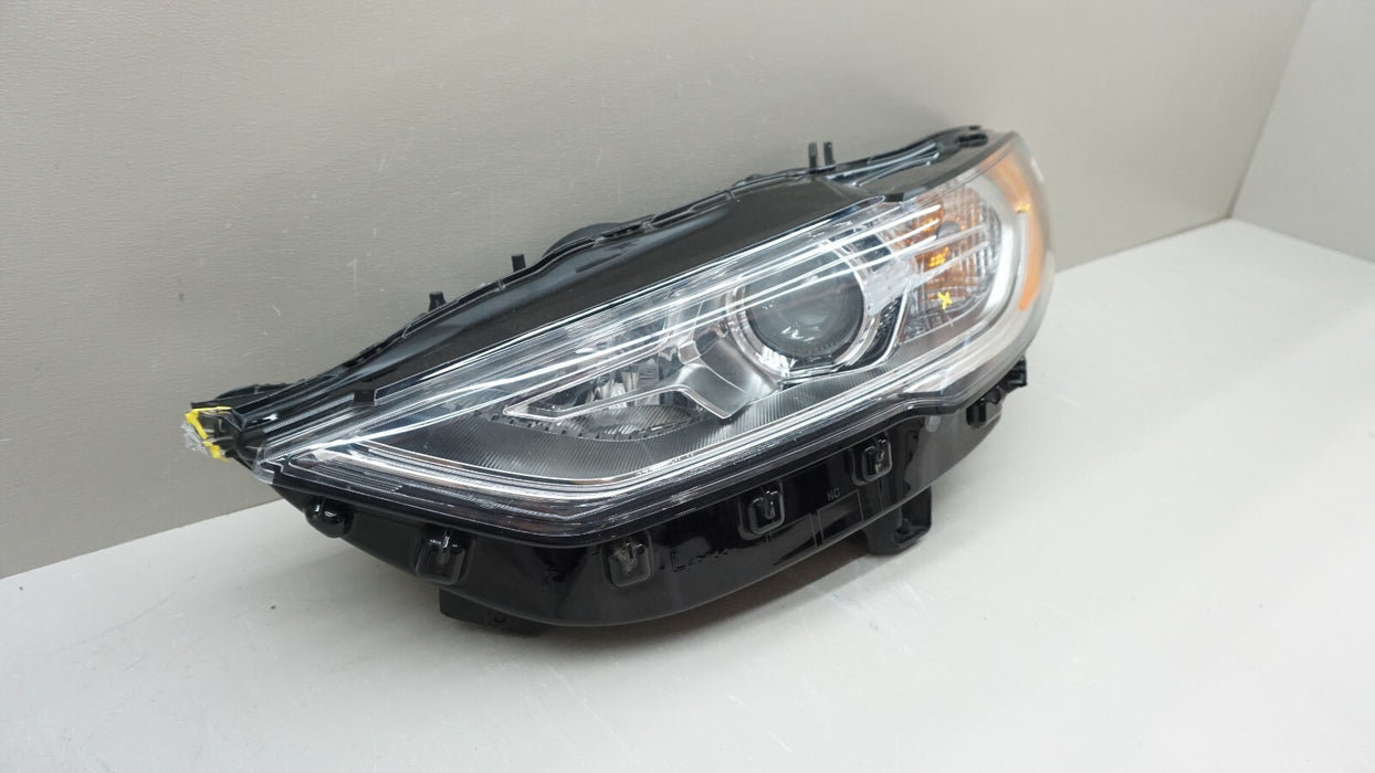 2017-2020 FORD FUSION FRONT LEFT DRIVERS SIDE HALOGEN HEADLIGHT OEM