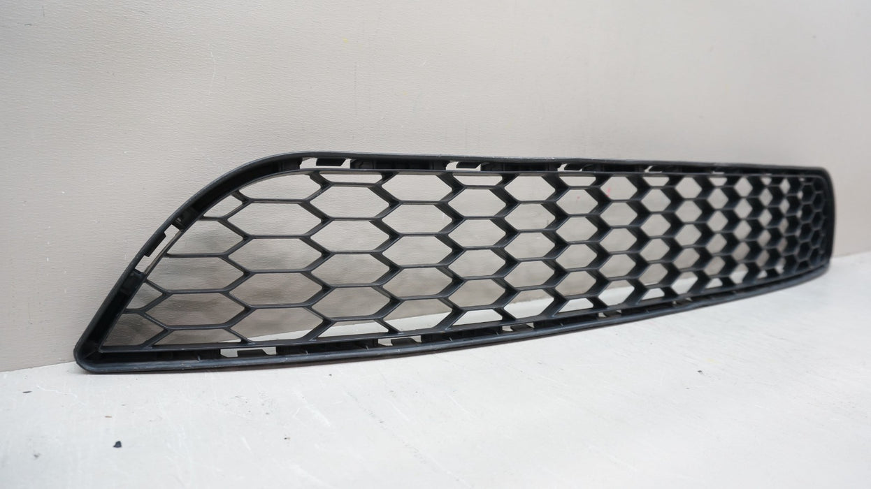 2016-2019 NISSAN SENTRA FRONT BUMPER LOWER GRILLE GRILL 216950 OEM