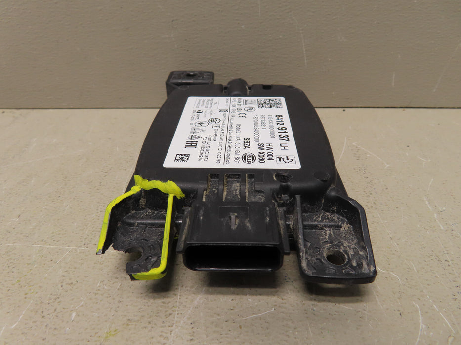 2018-2021 CHEVROLET EQUINOX LEFT REAR BLIND SPOT RADAR MODULE OEM 8412 9137