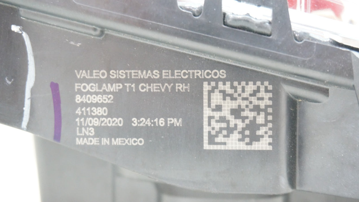 2019-2021 CHEVROLET SILVERADO 1500 FRONT RIGHT PASSENGER SIDE FOG LIGHT OEM