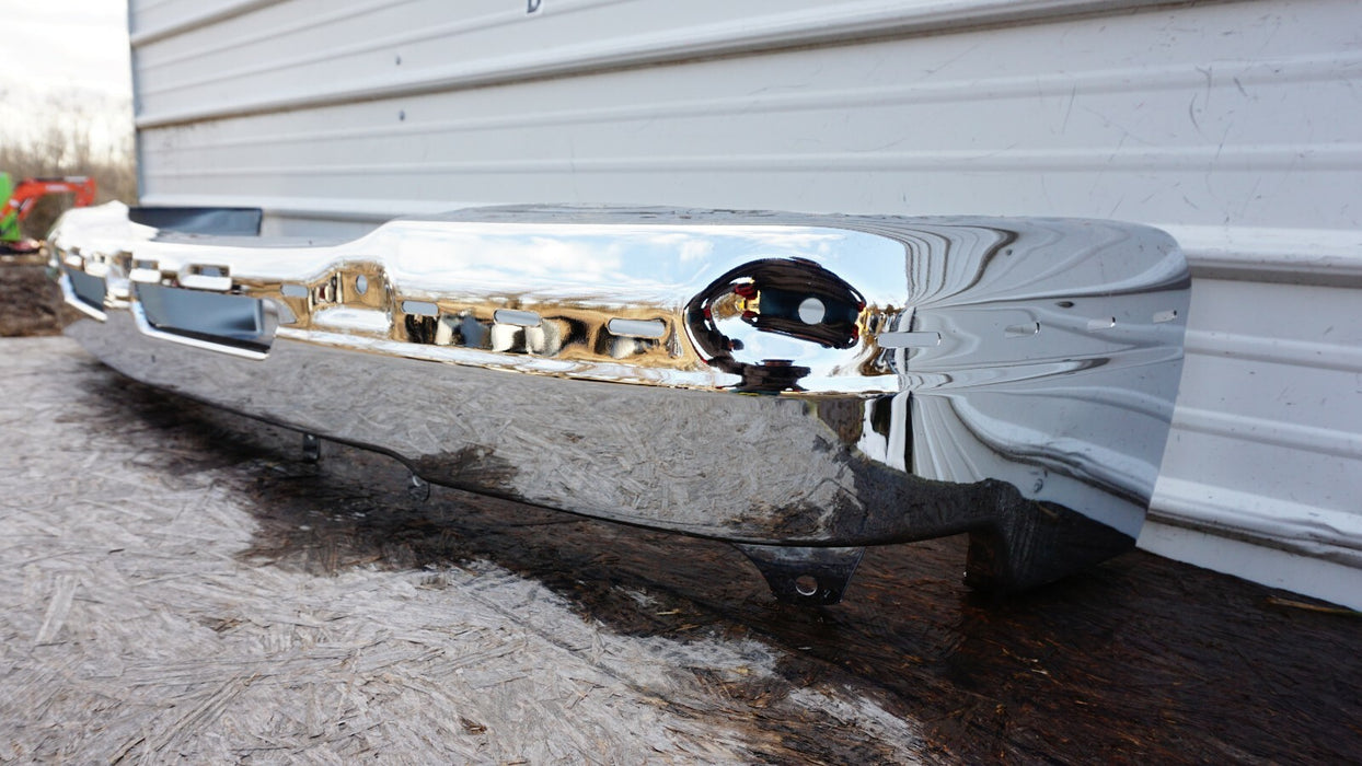 2003-2007 CHEVROLET SILVERADO 1500 2500 FRONT BUMPER CHROME CAPA AFTERMARKET