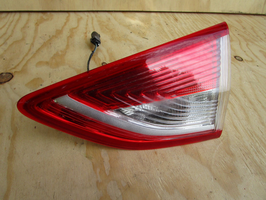 13 14 15 FORD ESCAPE REAR RIGHT TAIL LIGHT OEM