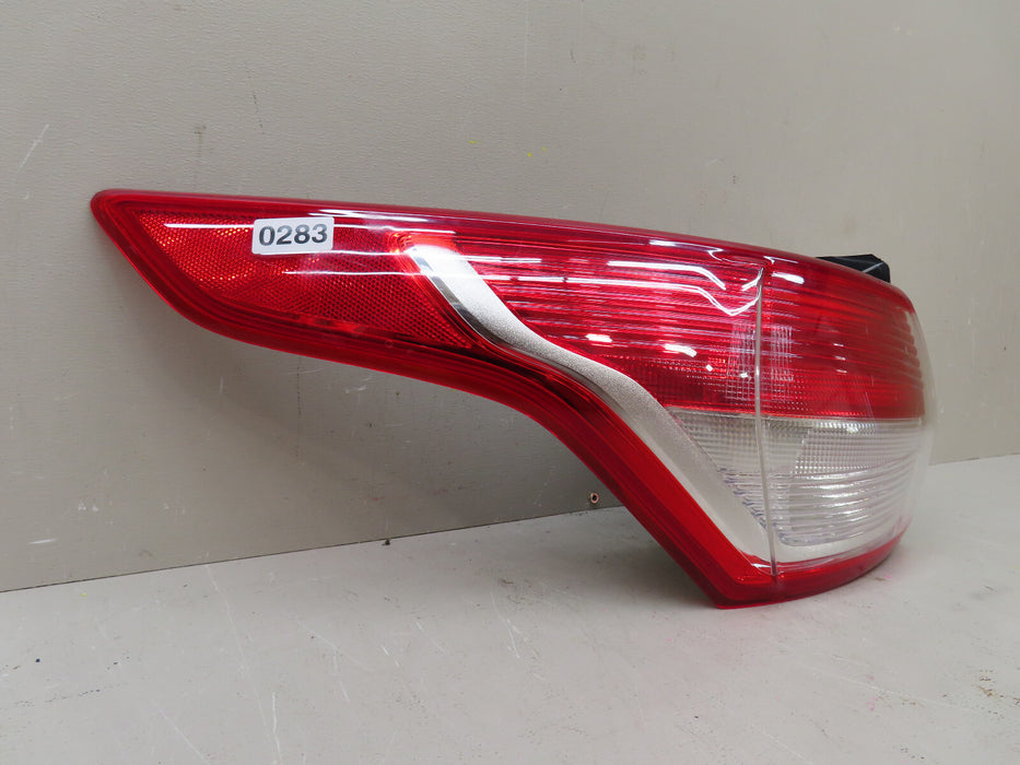 2013-2016 FORD ESCAPE REAR LEF DRIVER SIDE TAIL LIGHT LAMP HALOGEN OEM