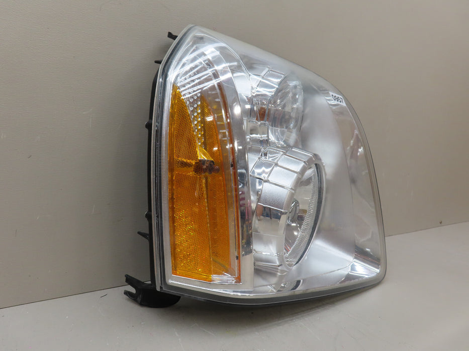 2007-2012 GMC YUKON FRONT RIGHT PASSENGER HEADLIGHT OEM