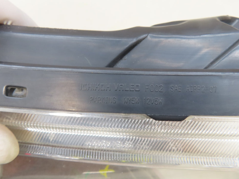 2011-2014 NISSAN JUKE FRONT LEFT DRIVER SIDE HEADLIGHT TURN SIGNAL LAMP OEM