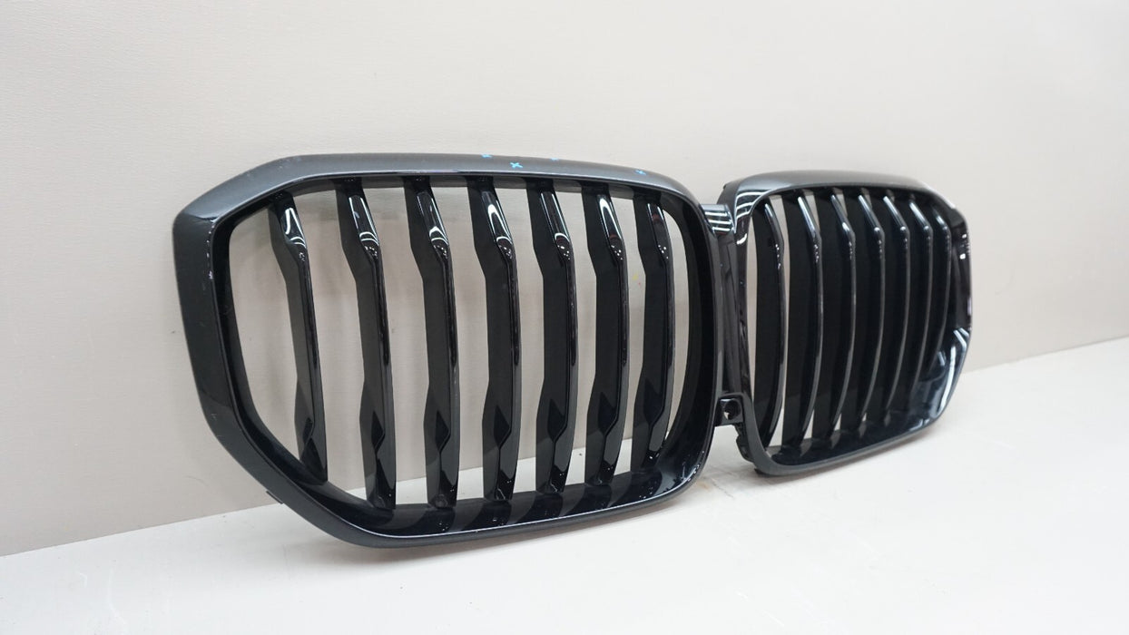 2019-2023 BMW X5 G05 FRONT RADIATOR GRILLE GRILL OEM 7454887