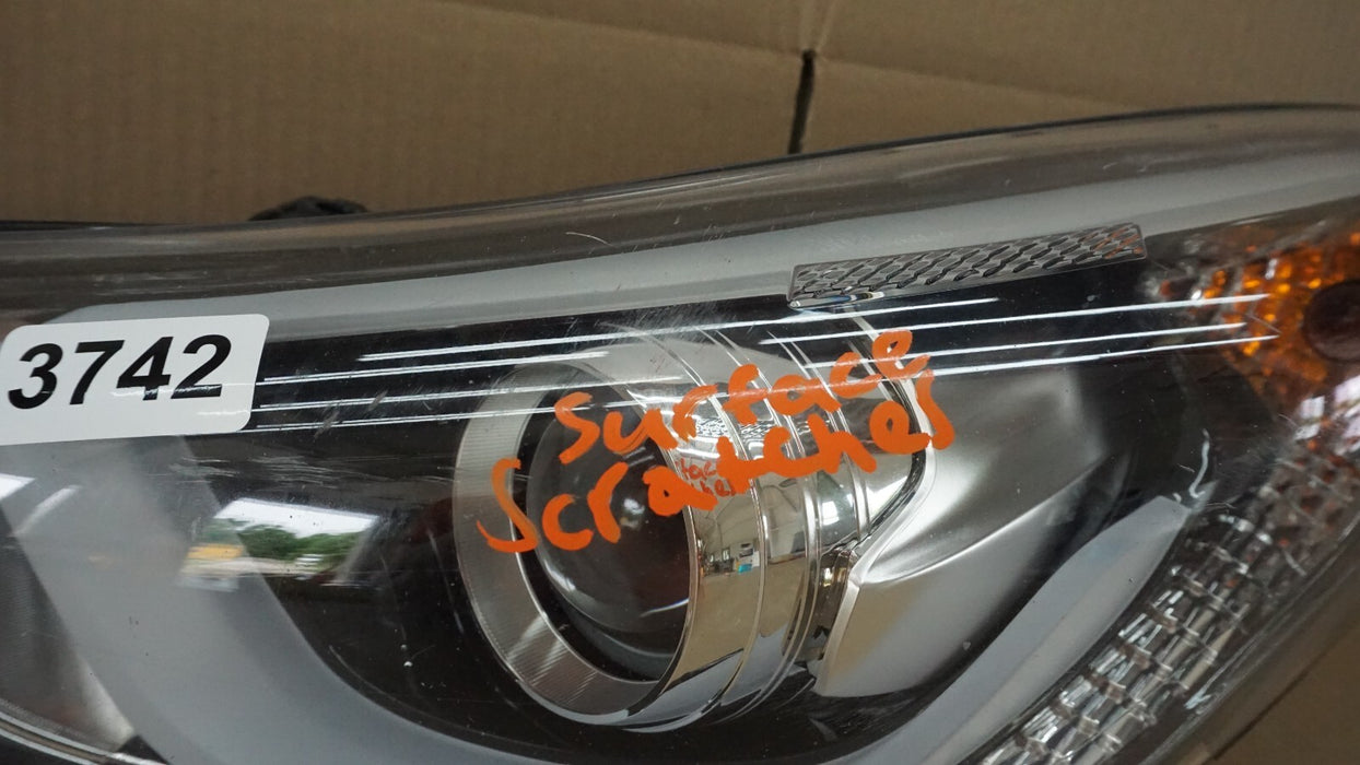 2014-2016 HYUNDAI ELANTRA FRONT LEFT DRIVER LH SIDE HALOGEN HEADLIGHT OEM