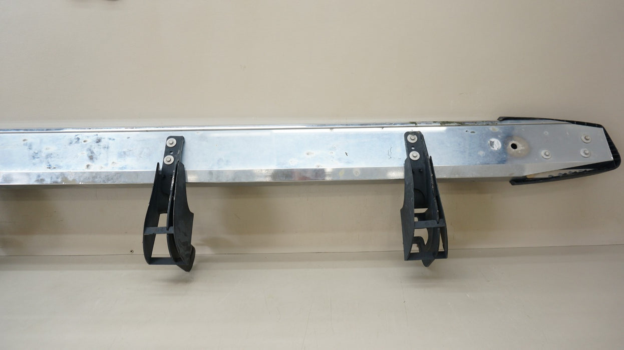2019-2024 CHEVROLET SILVERADO / SIERRA 1500 RIGHT RUNNING BOARD OEM 84016710