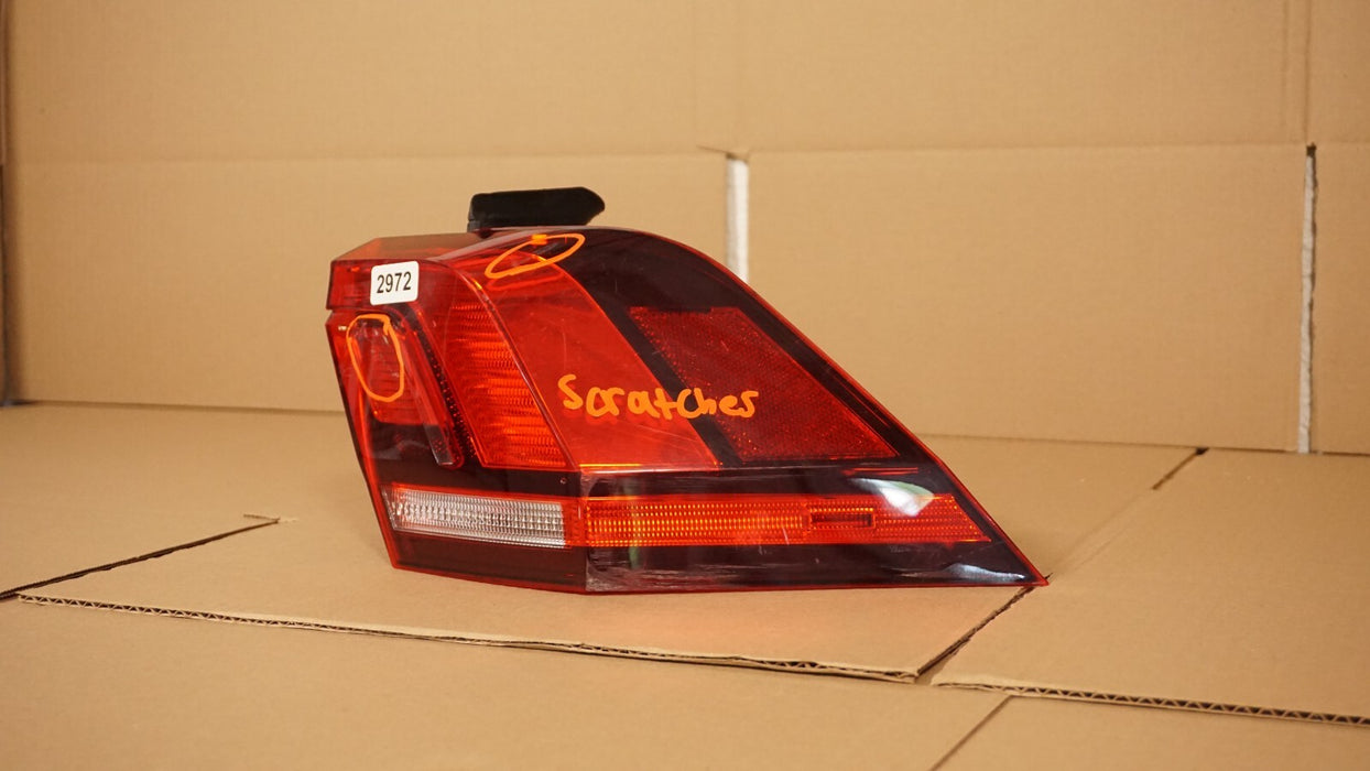 2018-2020 VOLKSWAGEN TIGUAN RIGHT PASSENGER SIDE OUTER TAIL LIGHT LAMP OEM