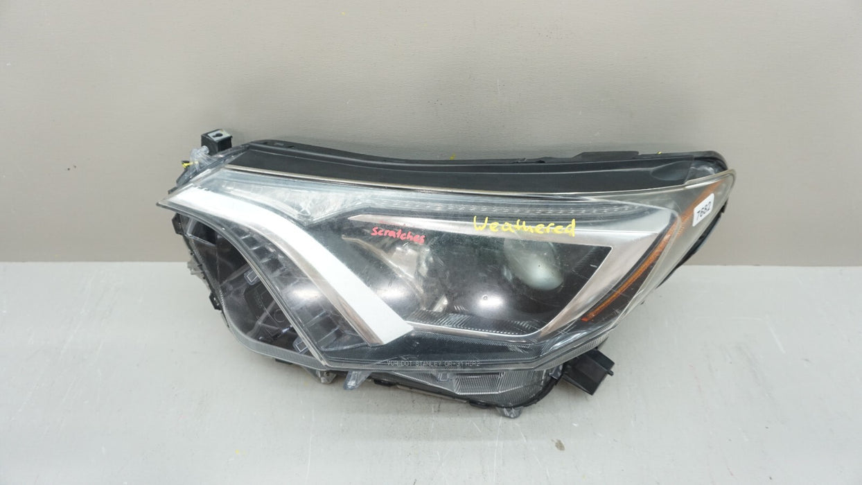 2016-2018 TOYOTA RAV4 SUV FRONT LEFT DRIVER SIDE HEADLIGHT LAMP HALOGEN OEM