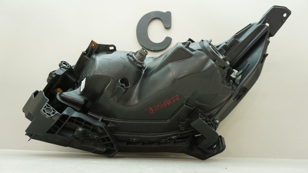 2012-2014 HONDA CR-V FRONT RIGHT PASSENGERS SIDE HALOGEN HEADLIGHT OEM 12 13 14