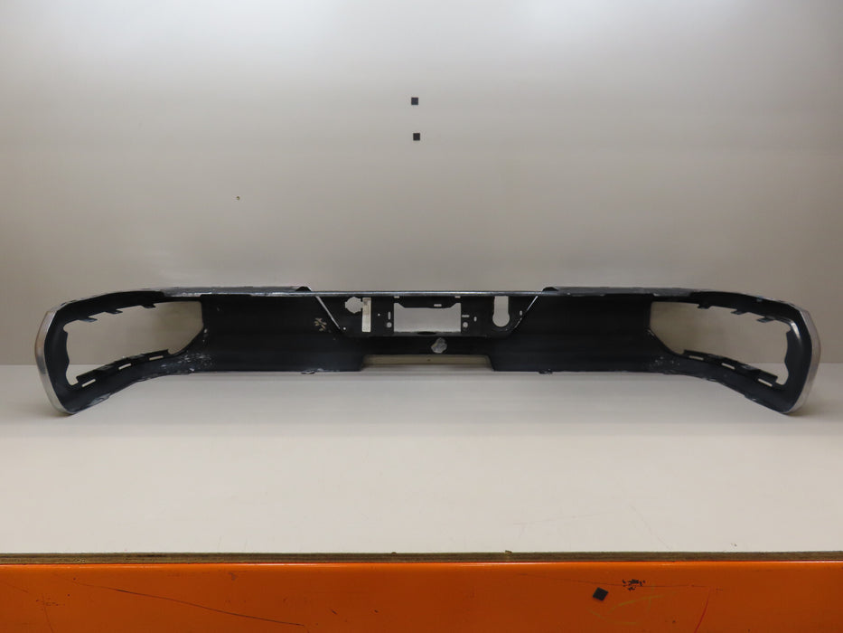 2020-2023 CHEVROLET/GMC SILVERADO-SIERRA 2500 3500 REAR BUMPER METAL CHROME  OEM