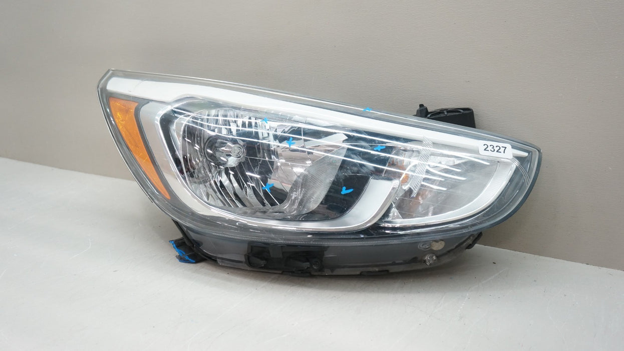 2015-2017 HYUNDAI ACCENT FRONT RIGHT PASSENGER SIDE HALOGEN HEADLIGHT OEM