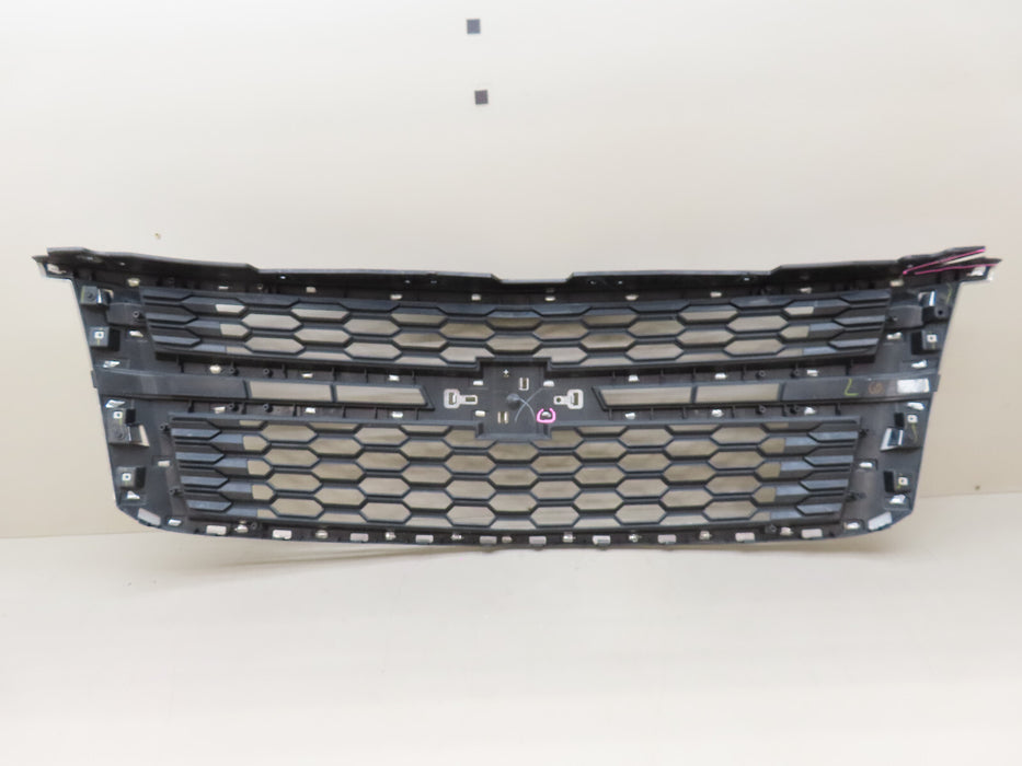 2015-2020 CHEVROLET TAHOE/SUBURBAN FRONT RADIATOR GRILL GRILLE OEM 23440914