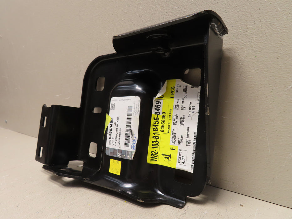2020 2021 GMC SIERRA 2500 HD LEFT DRIVER SIDE FRONT SUPPORT BRACKET 84568470